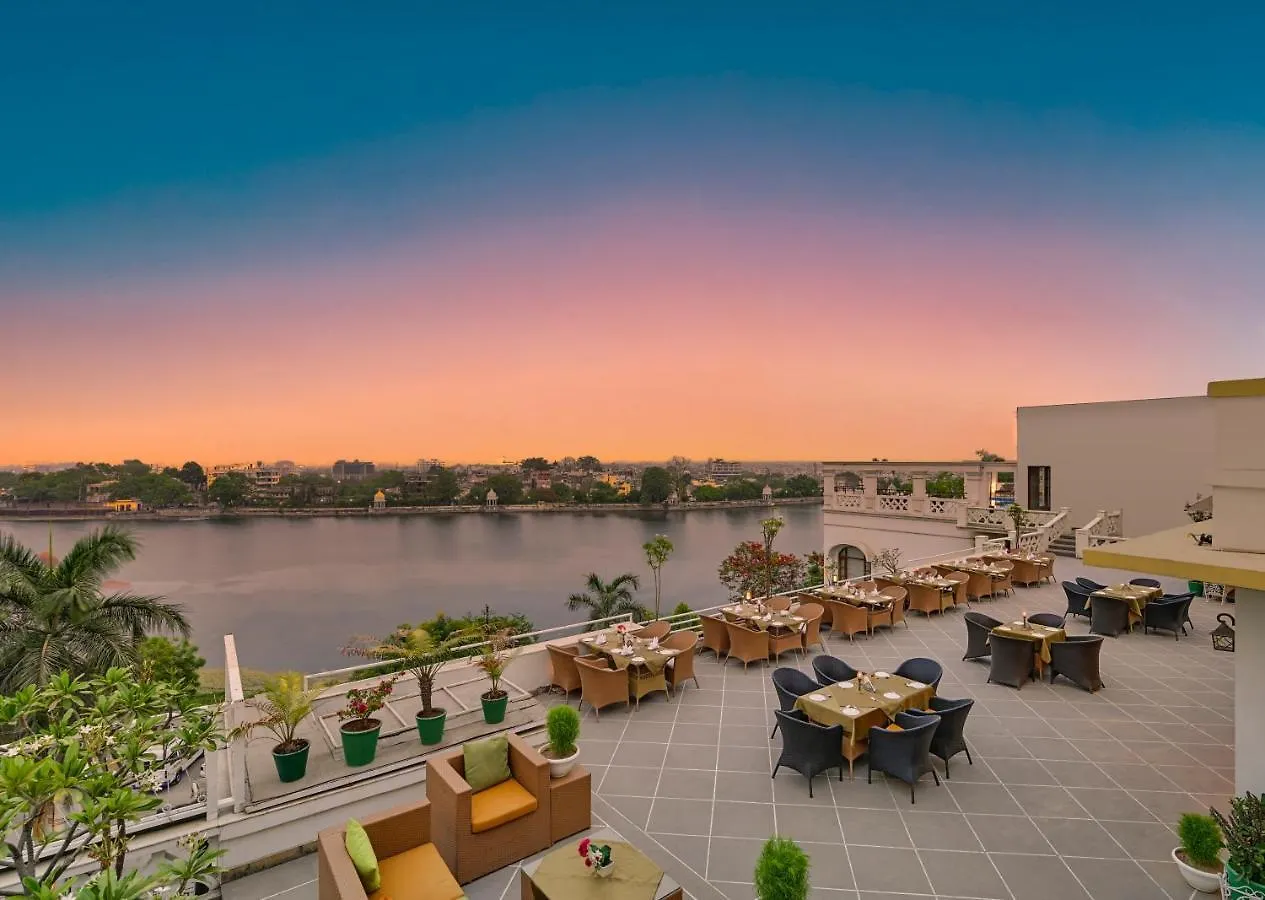 Brahma Niwas - Best Lake View Hotel In Udaipur India