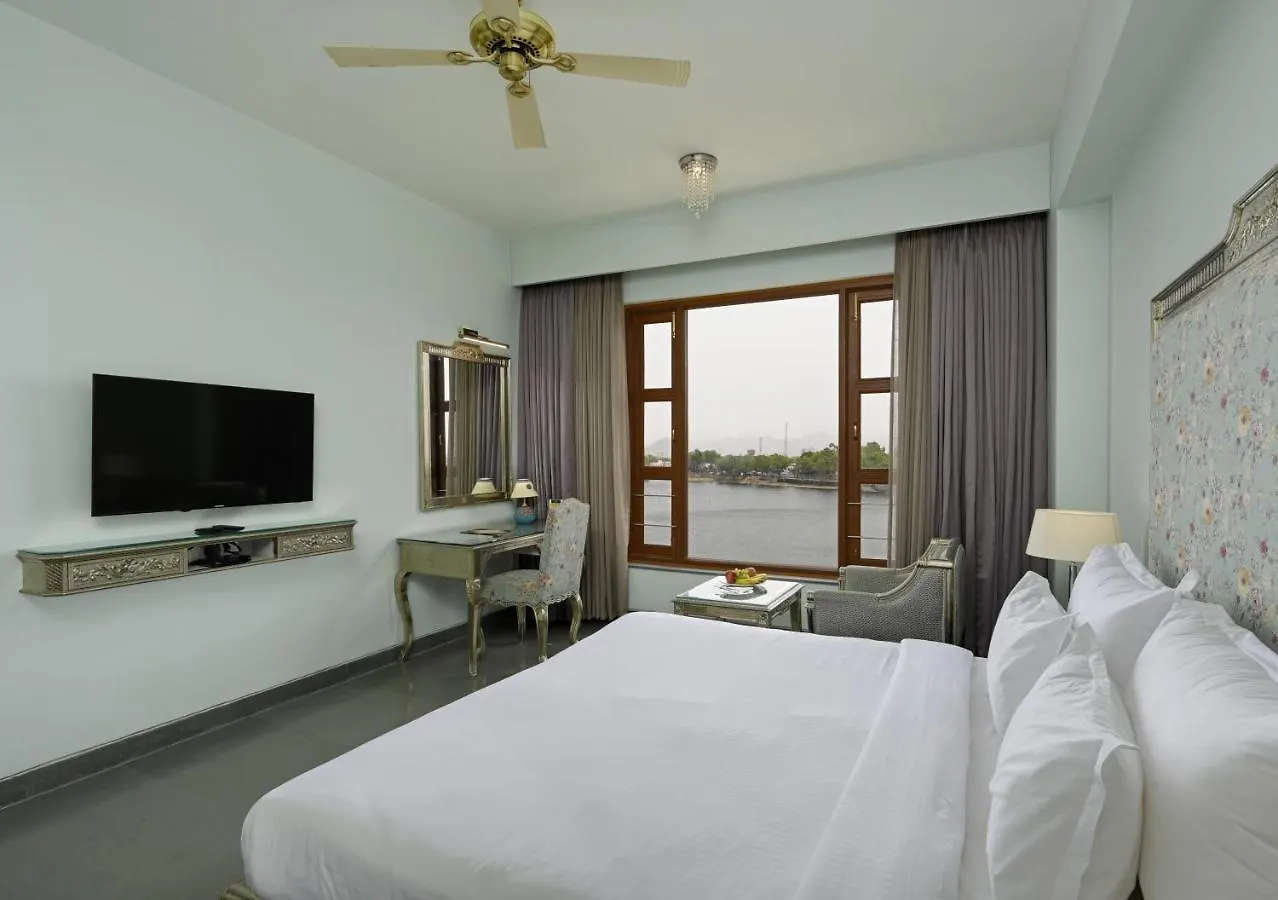 ****  Brahma Niwas - Best Lake View Hotel In Udaipur India